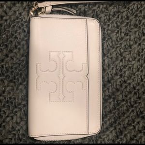 Tory Burch Ivory Wristlet